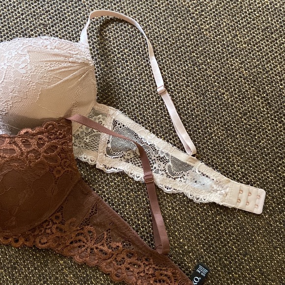 MWOT 36C Padded Lace Bra Bundle - Picture 3 of 9